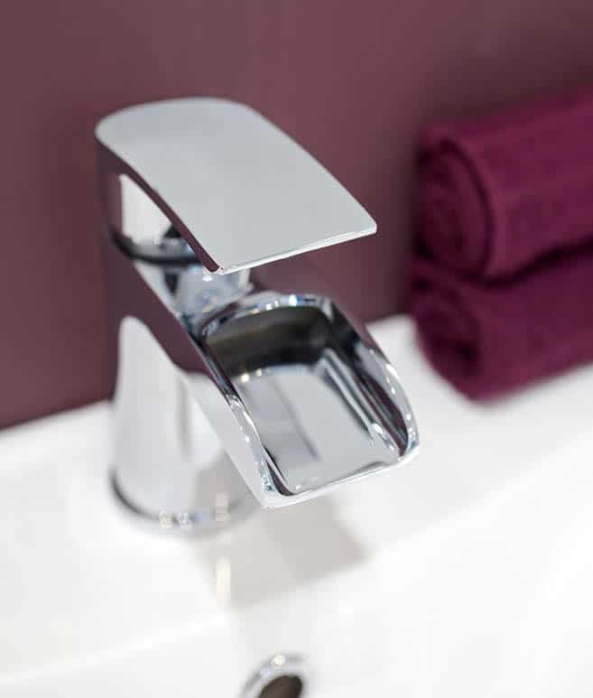 Bella Open Spout Basin Mixer c/w Click Waste