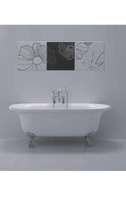 Load image into Gallery viewer, Cashel Traditional Free Standing Bath - White
